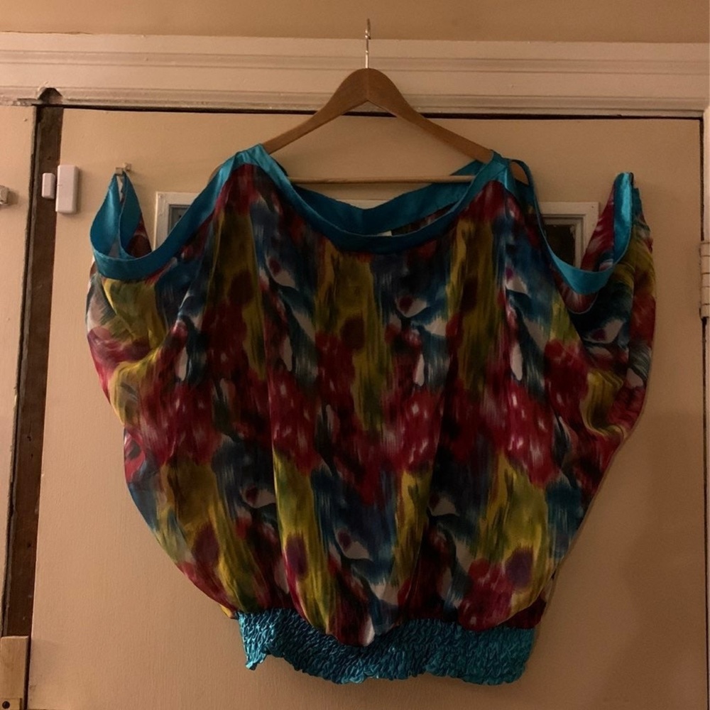 Women, cold shoulder extra-large blouse